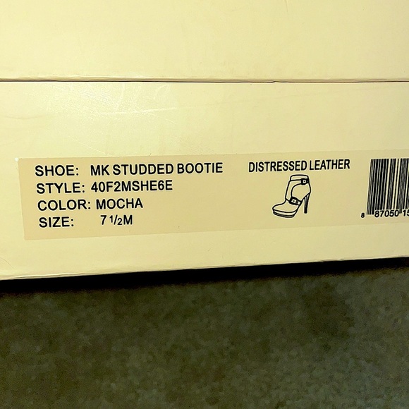 Absolute gem! Wore them once. Mint condition. - Picture 7 of 7